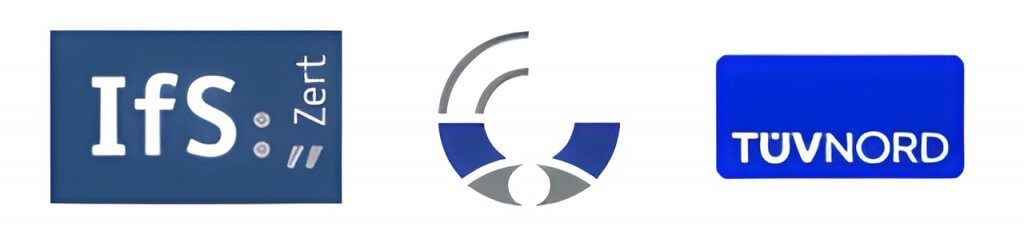 Drei Zertifizierungslogos: IfS zert, ein abstraktes rundes Design und TÜV NORD nebeneinander auf weißem Hintergrund
